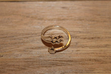 Load image into Gallery viewer, ❥ Silver Charm Ring
