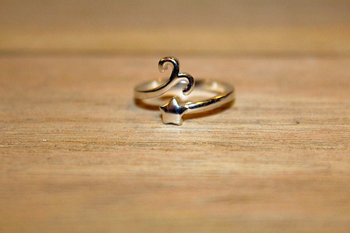❥ Silver Charm Ring